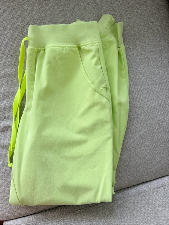 Figs Pants - FIGS Sea Mist Zamora High Waist Jogger Pant - Regular in length